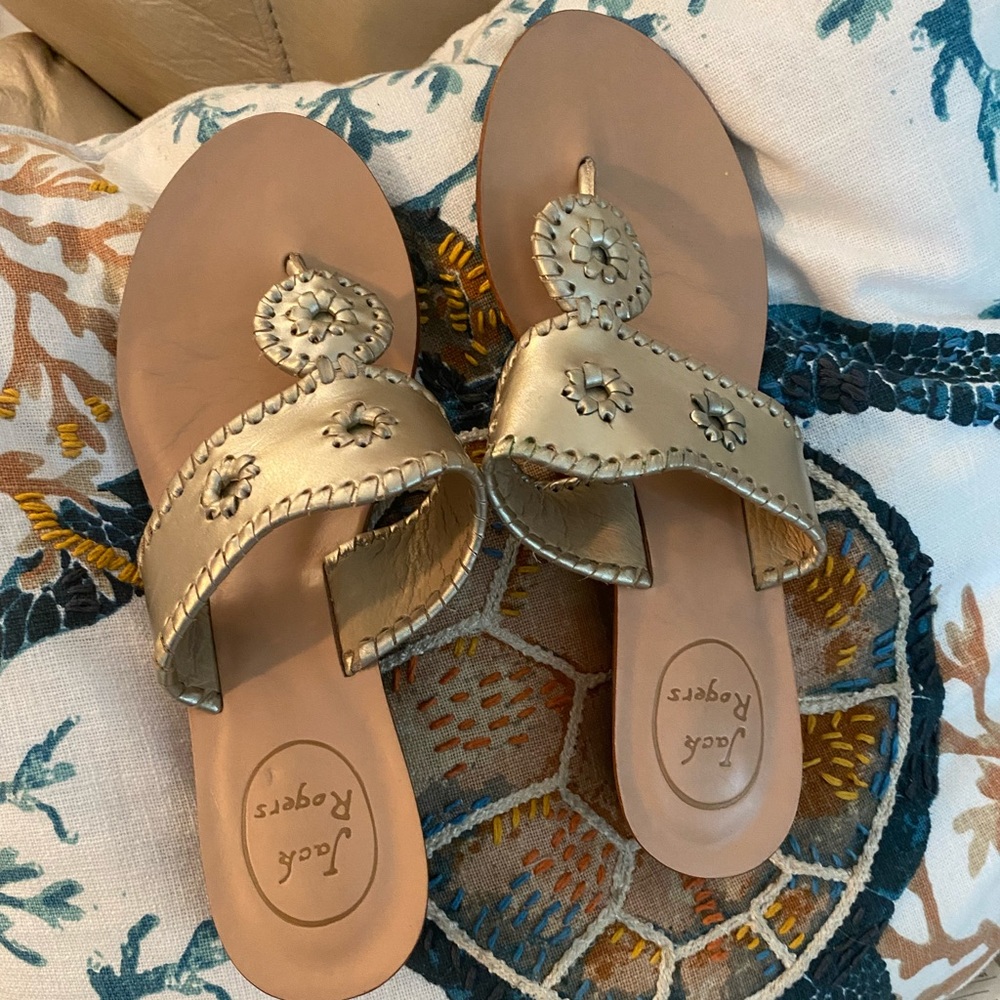 Jack Rogers Gold Sandals Size 9.